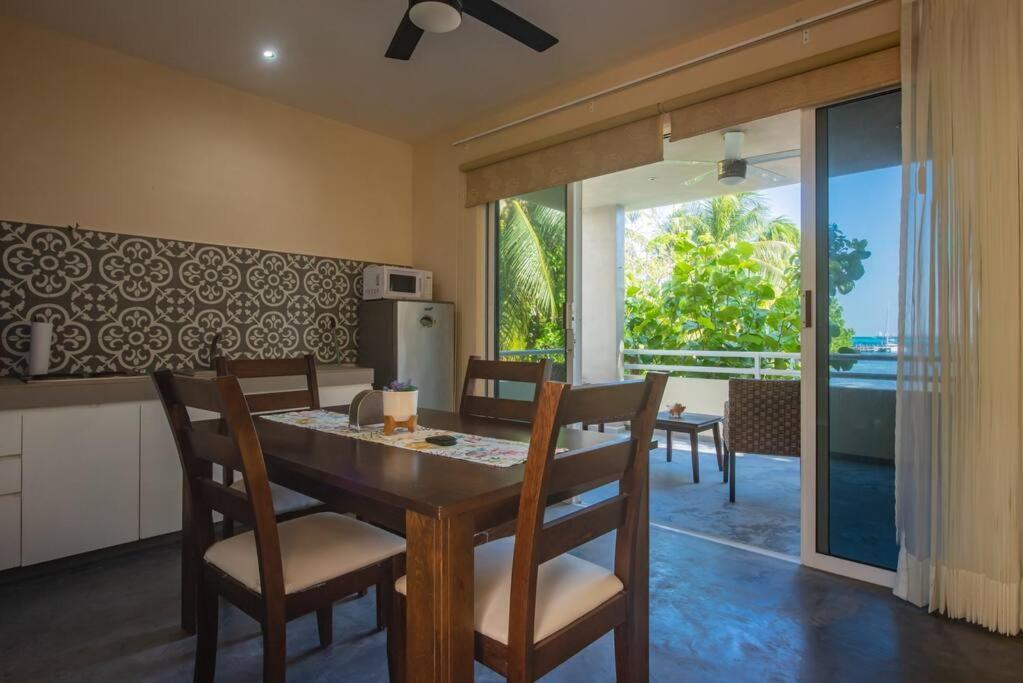 Marysol Beachfront Next To Nomads D2 *